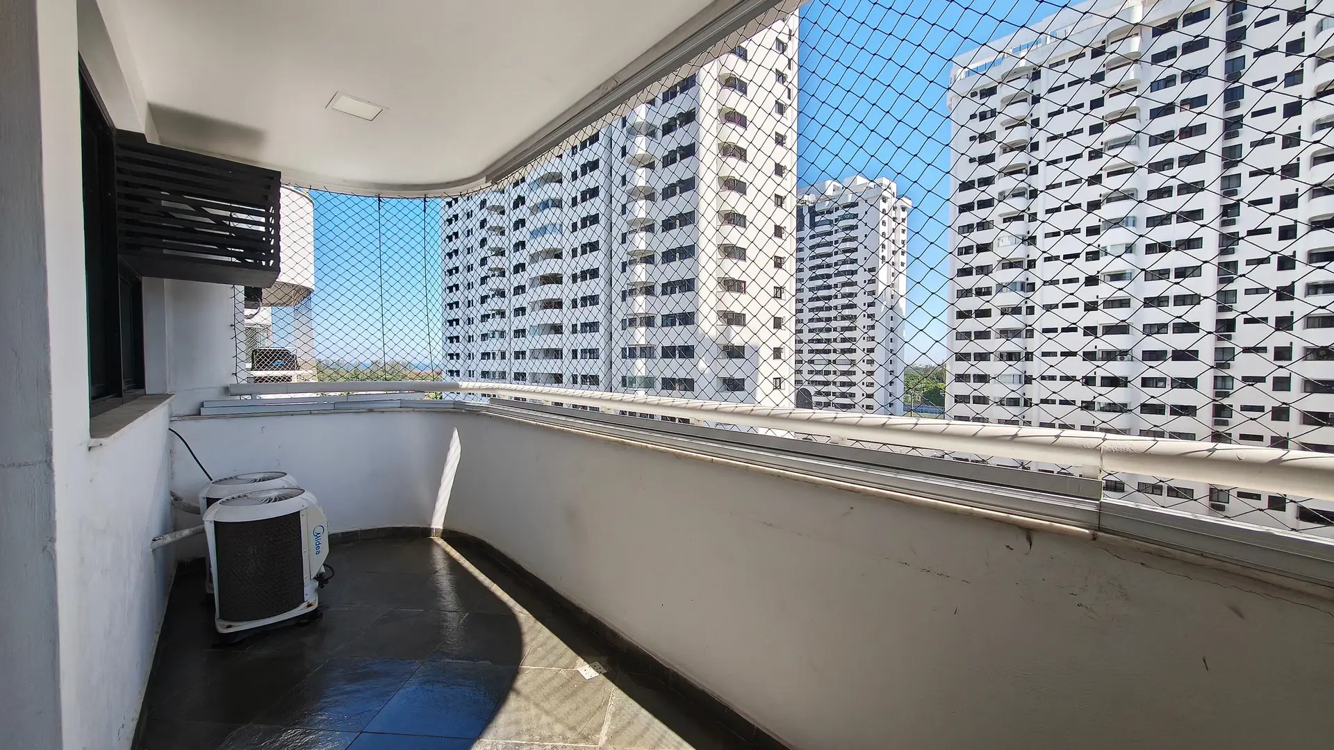 Apartamento mobiliado com 2 quartos e varanda — photo 4