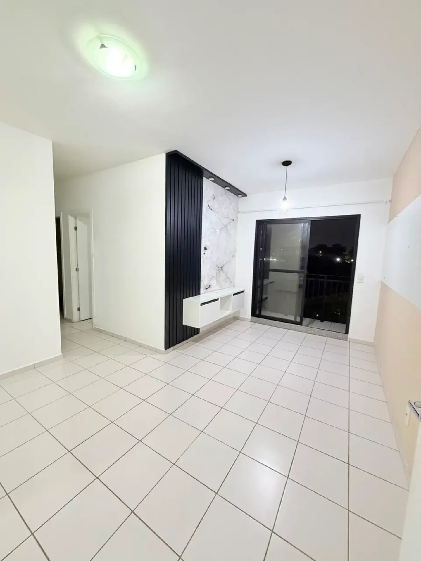 3-bedroom apartment with balcony and private garden — photo 4