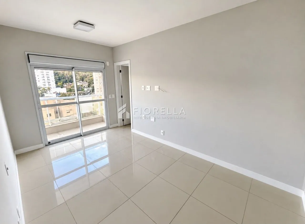 Apartment with balcony and open kitchen, 2 bedrooms — photo 4