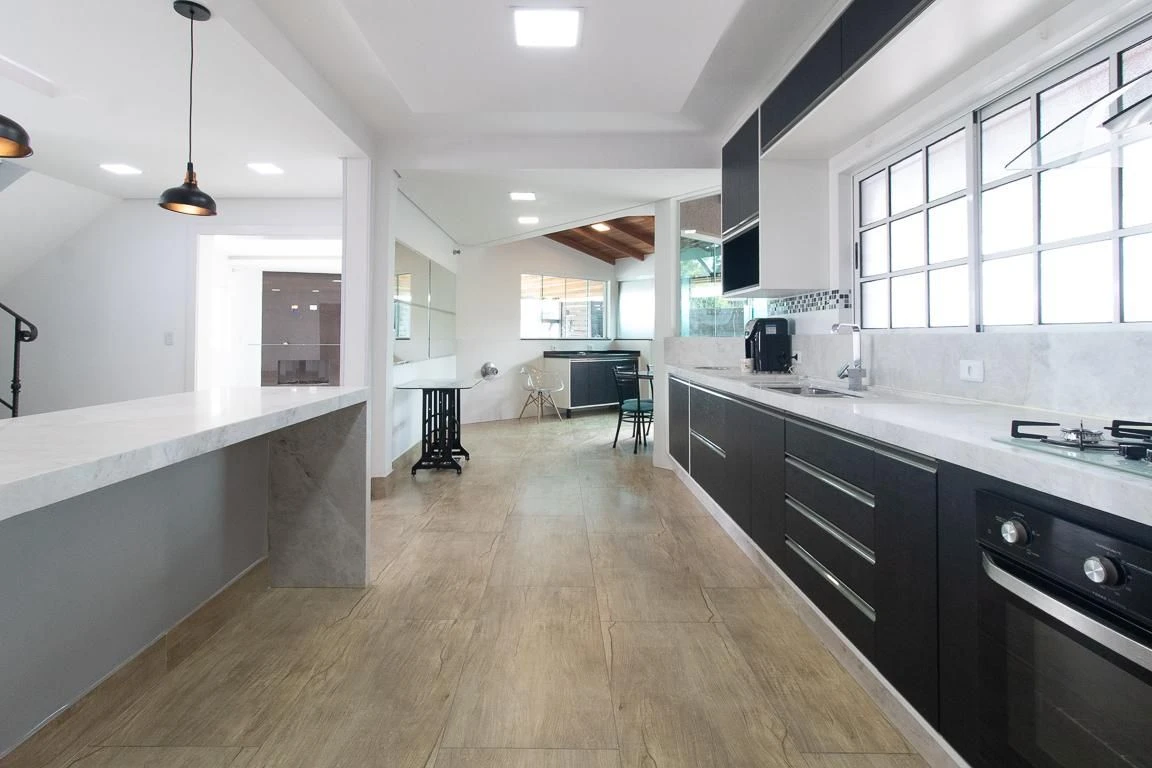 3-bedroom house with a jacuzzi — photo 17