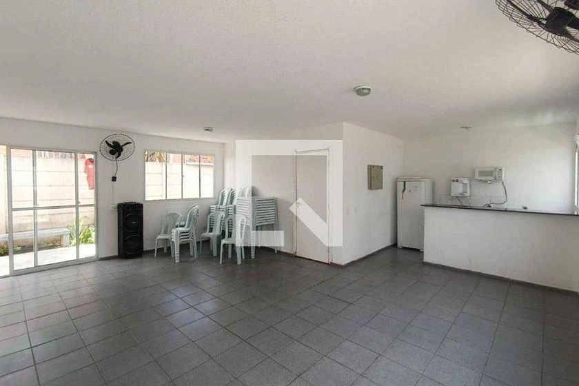 Apartamento de alquiler con 2 habitaciones y 1 plaza — photo 2