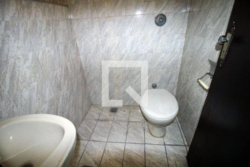 Casa com 3 quartos em 200 m² e 4 banheiros — photo 32