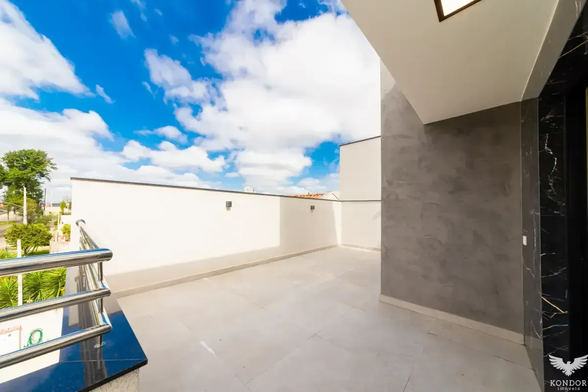 Two-story house with 230 m² and 3 bedrooms, 1 suite — photo 45
