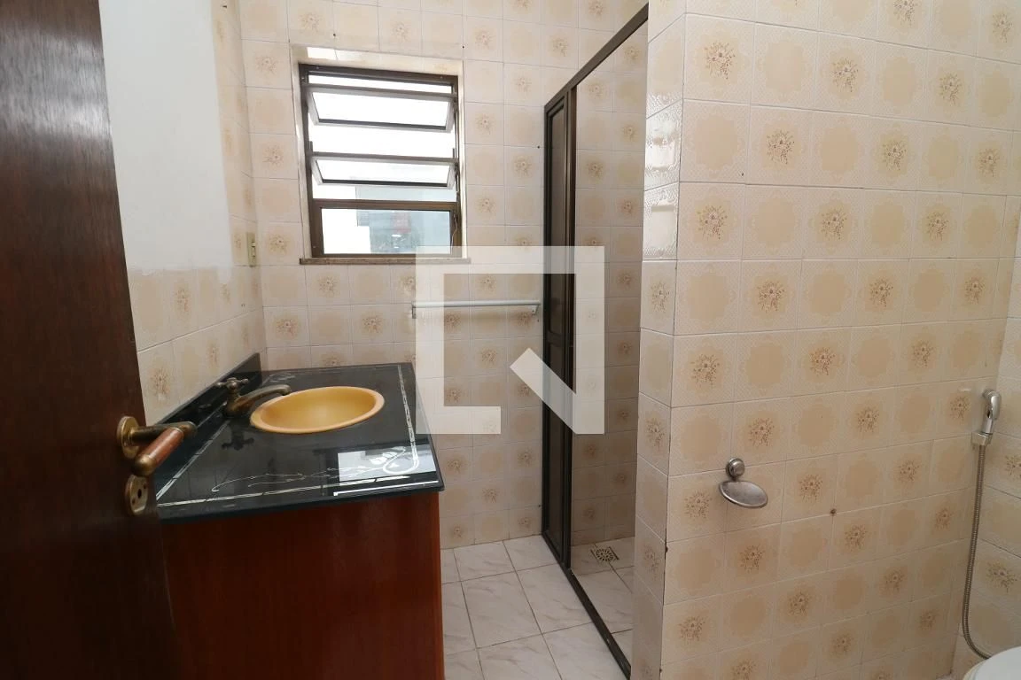 4-bedroom house, 200 m² — photo 45