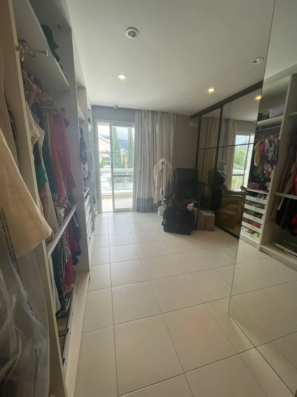 Furnished triplex house with 3 suites and open-plan kitchen — photo 13