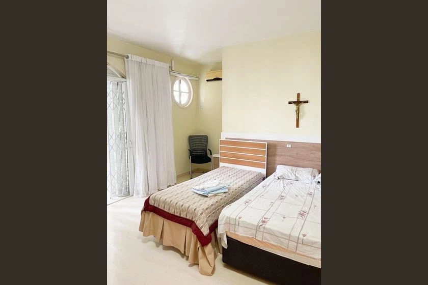 Unfurnished house with 5 bedrooms and 6 bathrooms — photo 10