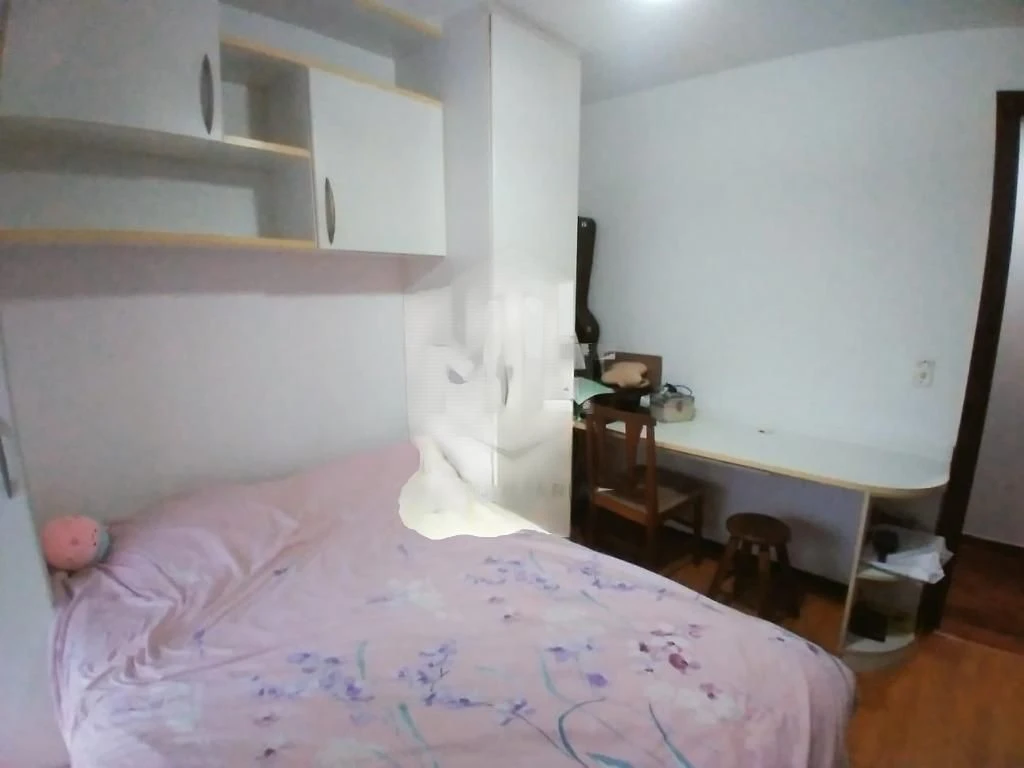 Unfurnished apartment with 6 bedrooms and 2 parking spots — photo 3