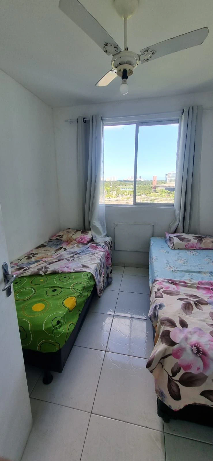 Furnished 3-bedroom apartment with separate kitchen — photo 9