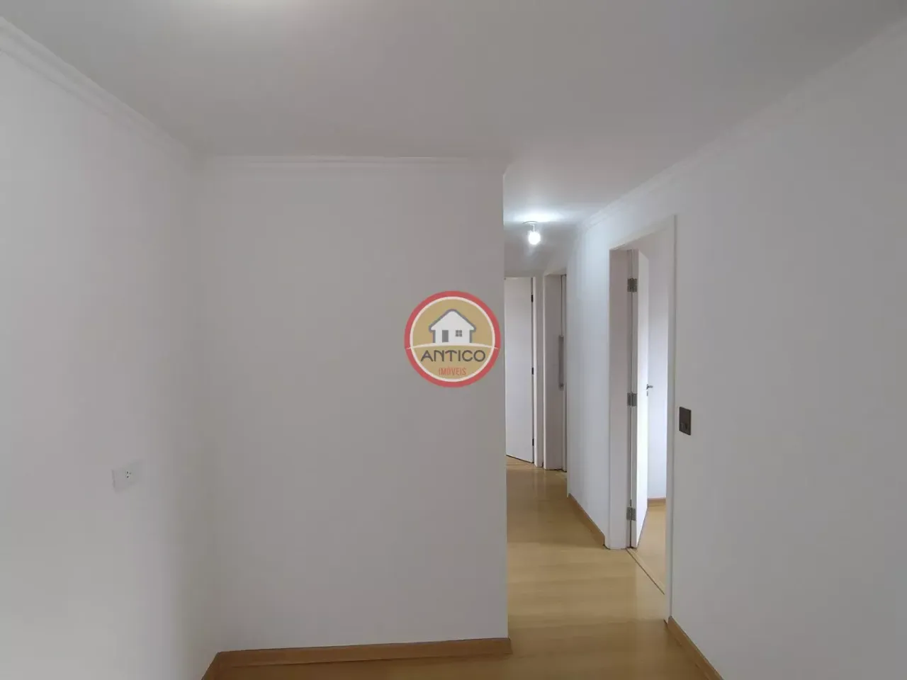 3-bedroom apartment with covered parking and built-ins — photo 7