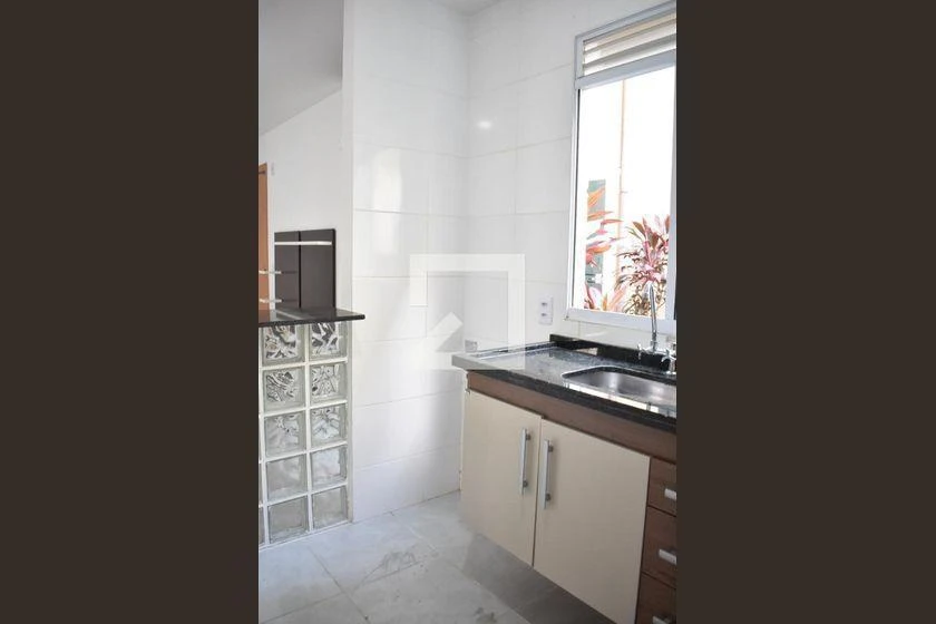 2-bedroom unfurnished apartment with open-plan kitchen — photo 38