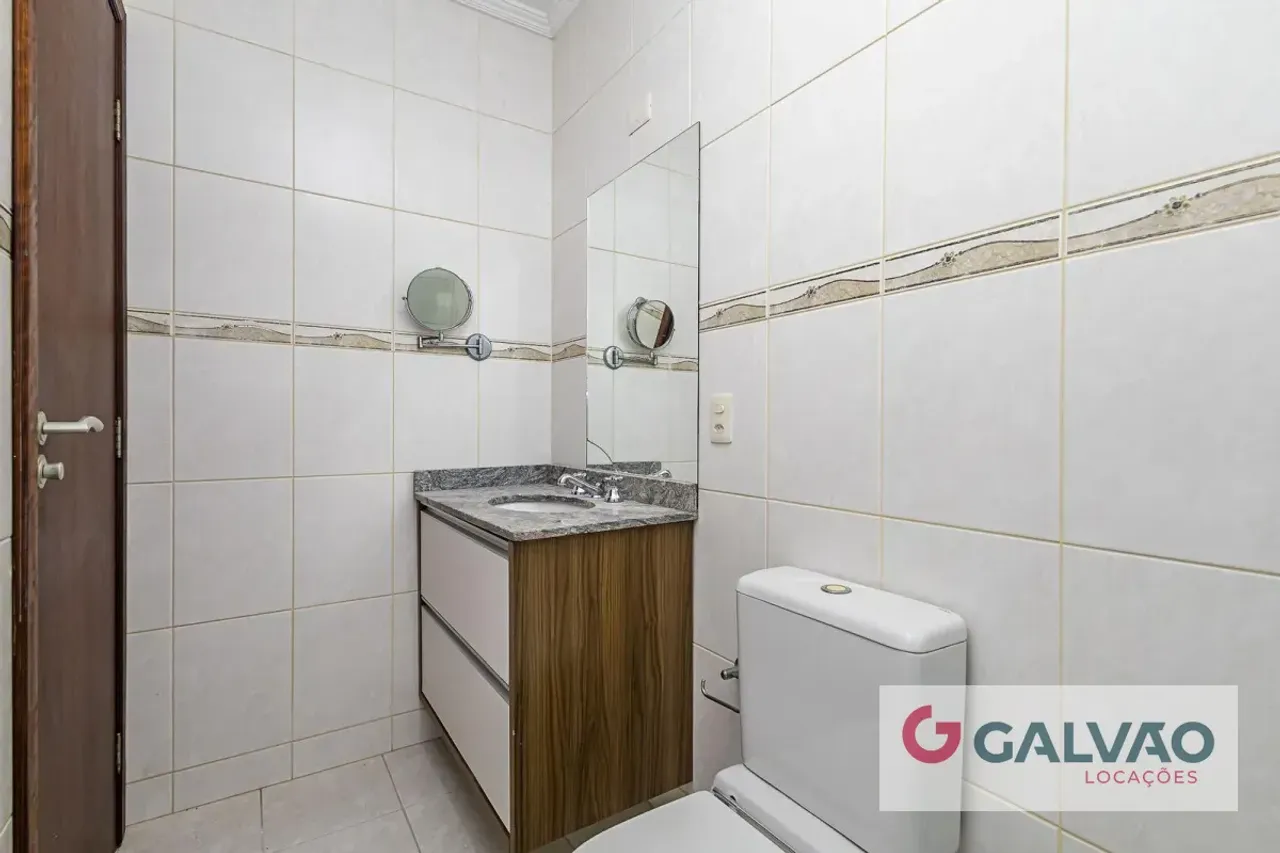 House in a gated community with 3 bedrooms and 1 bath — photo 5
