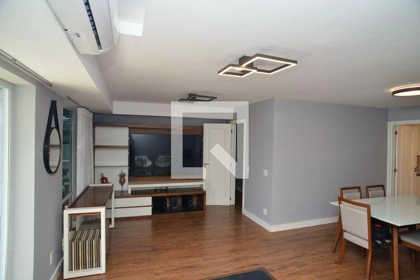 4-bedroom apartment with 250 m² and 3 en-suite baths — photo 10