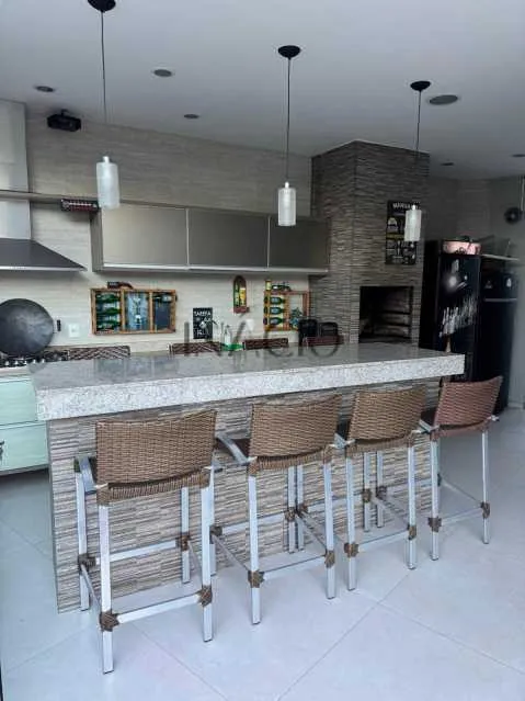 Furnished house with 4 bedrooms and open-plan gas kitchen — photo 2