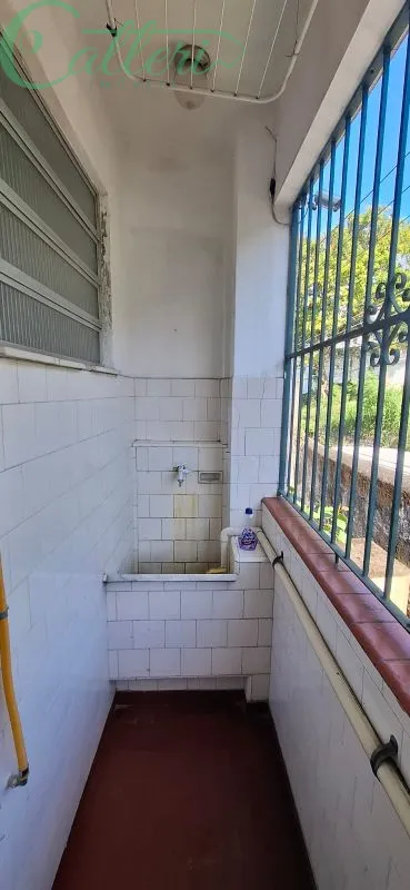 Unfurnished 3-bedroom apartment with separate kitchen — photo 28