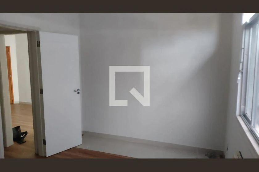 Apartamento com cozinha separada e 2 quartos de 72 m² — photo 6