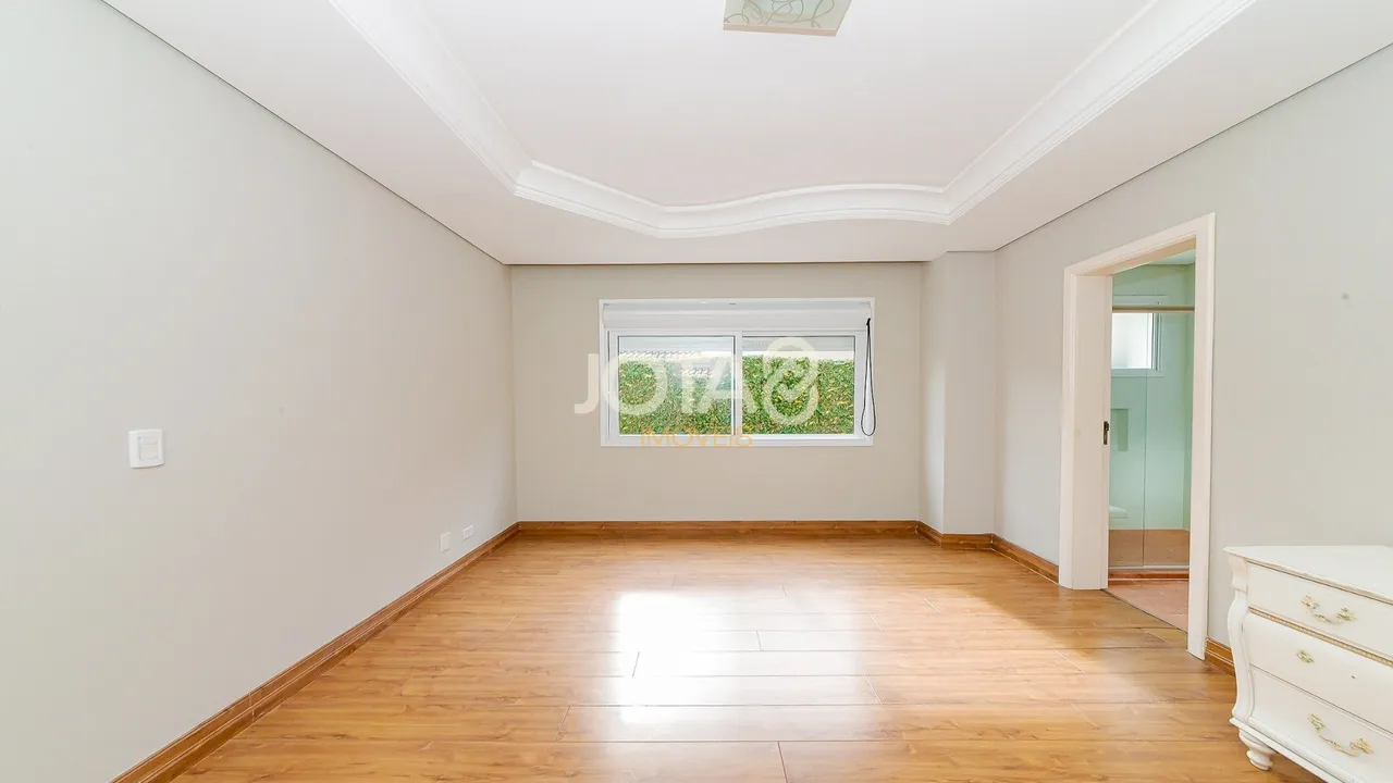 Furnished house with 5 bedrooms and 5 bathrooms — photo 15