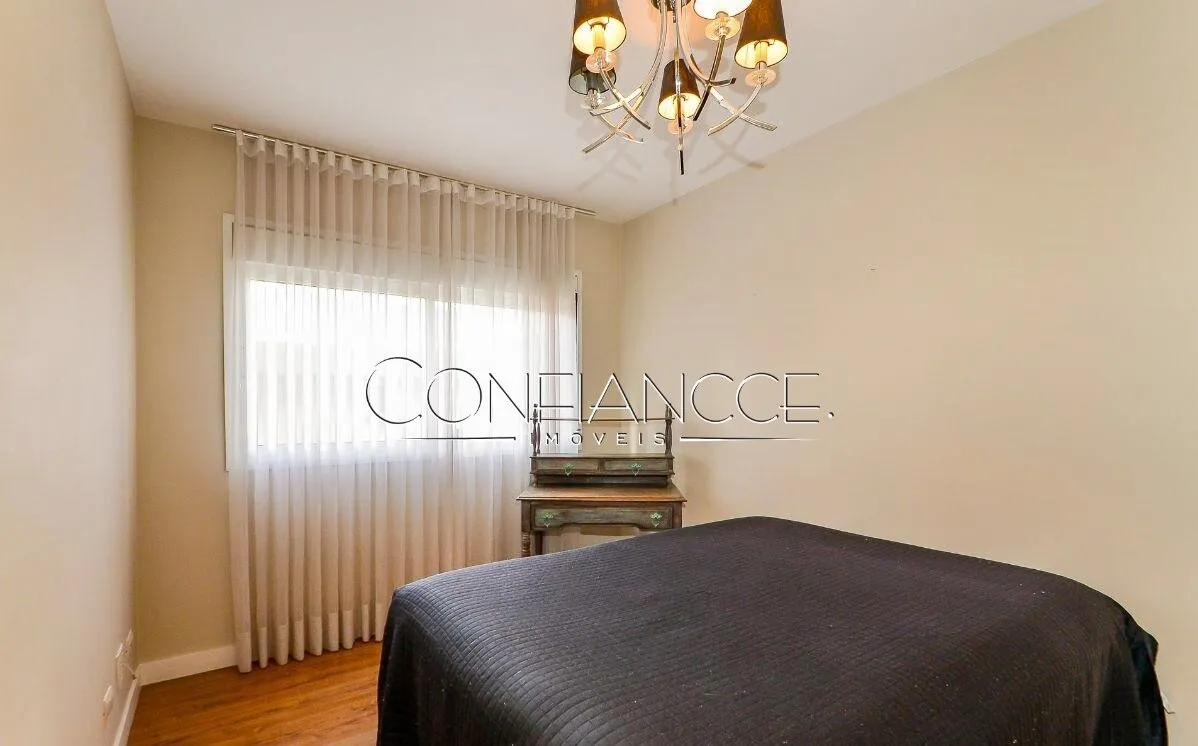 Камін та 4 спальні: будинок 250 м² — photo 12