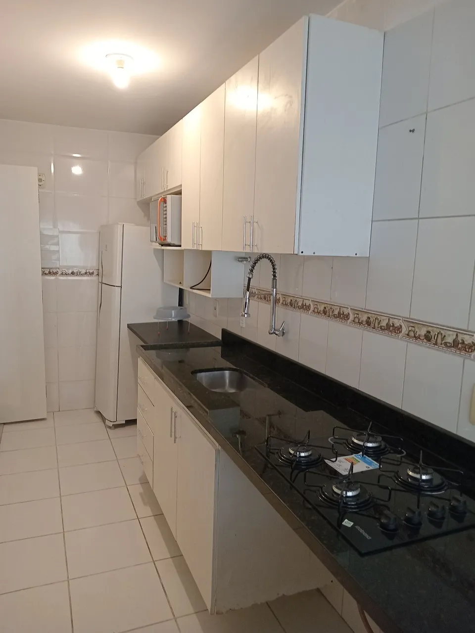 Furnished 2-bedroom apartment with a balcony — photo 2
