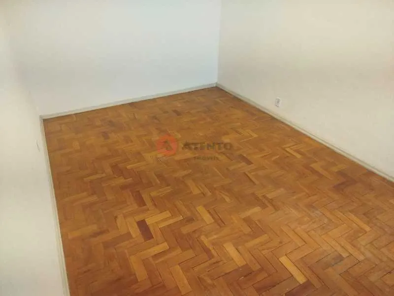 Apartamento com piso de madeira ou laminado, Vila da Penha — photo 12