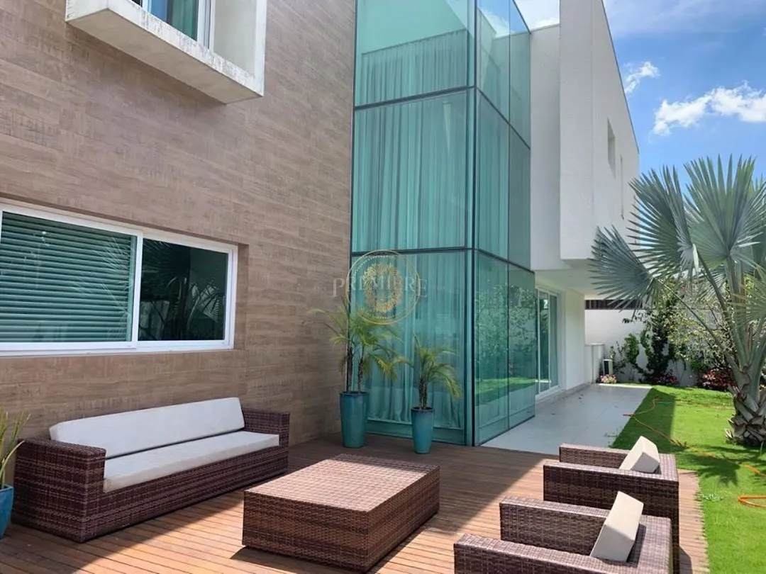 Unfurnished house with 4 en-suites and 8 parking — photo 5