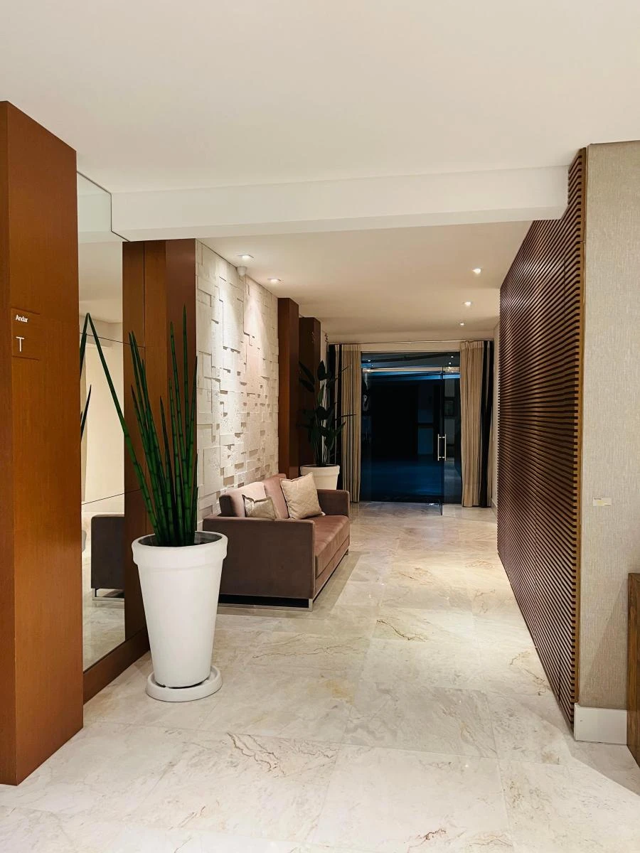Apartamento de 190 m² con 3 dormitorios y ventanales amplios — photo 20