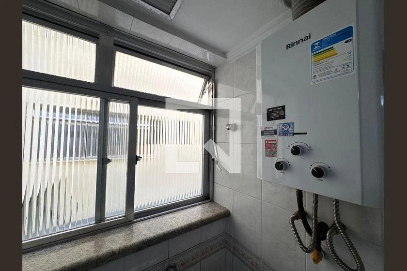 Квартира з вбудованими шафами, 2 кімнати і 130 м² — photo 25