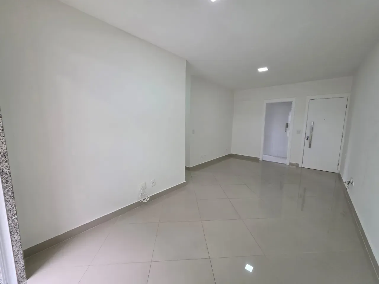 3-bedroom apartment, 1 with its own bathroom, 85 m² — photo 13