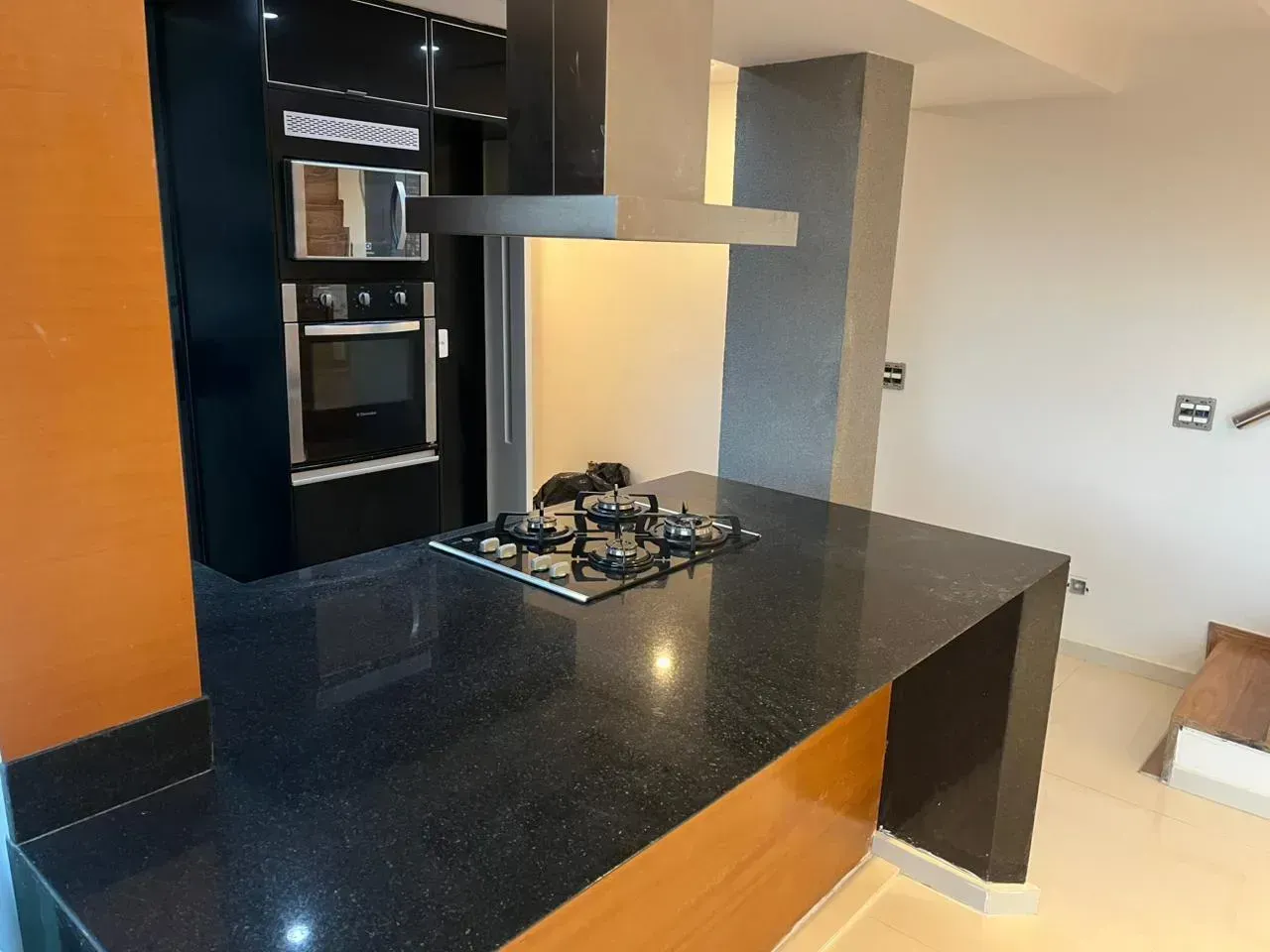 Apartment with 3 bedrooms and 5 bathrooms with view — photo 17