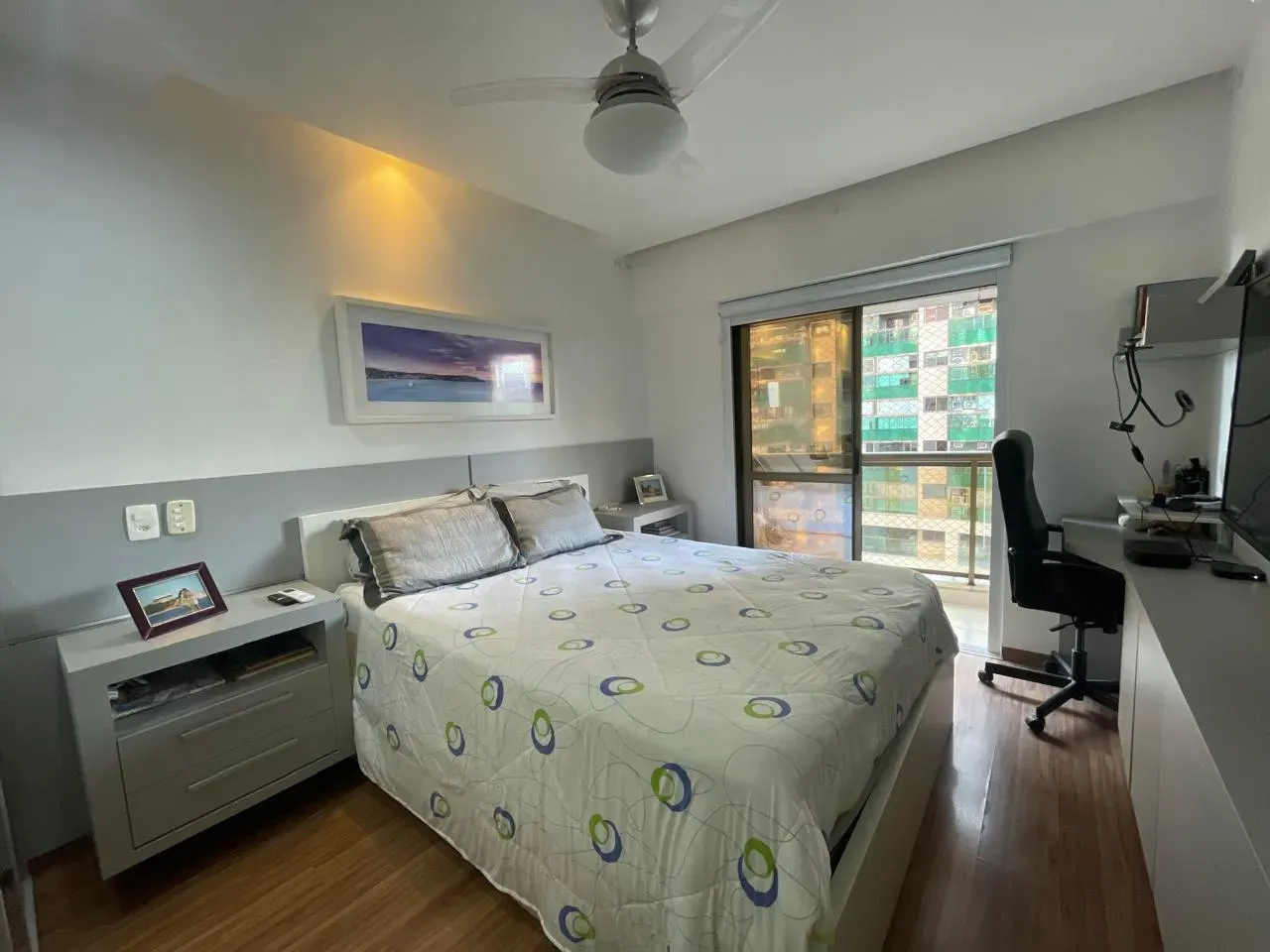 4-bedroom apartment with a dishwasher — photo 13