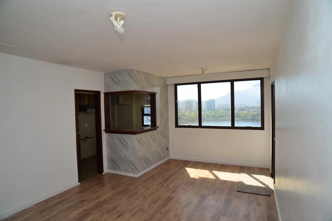 Apartamento com 2 quartos, varanda e 1 vaga no prédio — photo 4