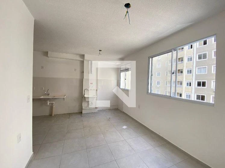 One-bedroom apartment in a building with a pool — photo 18