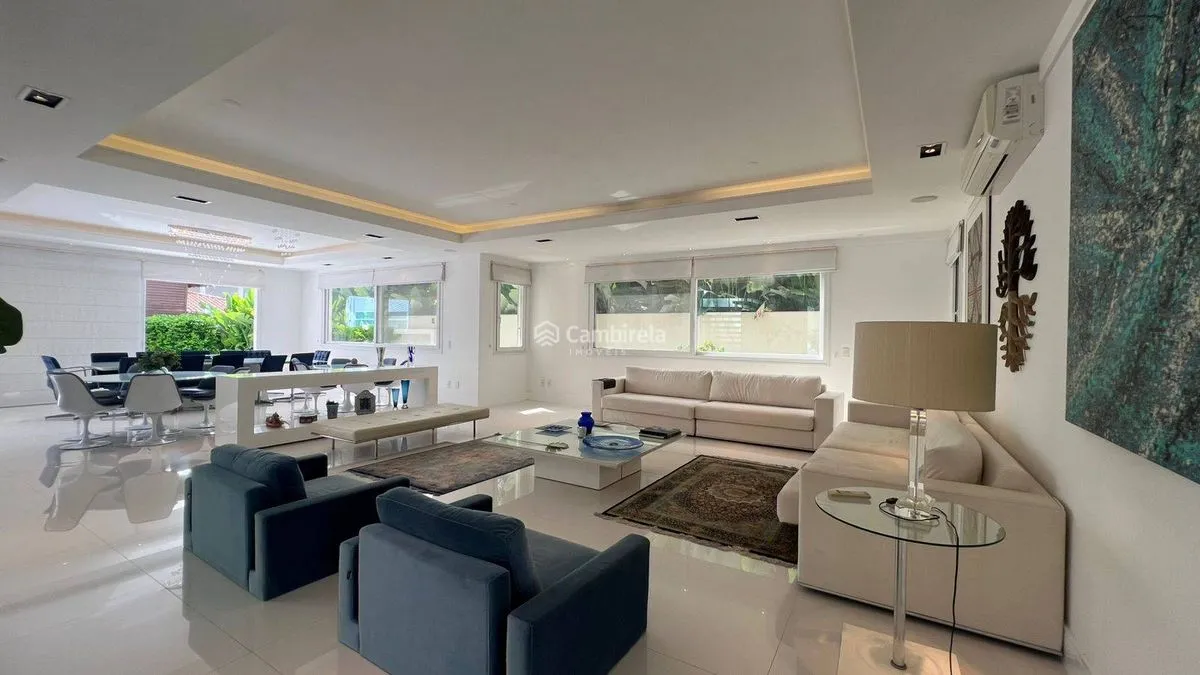 Casa para locação com 5 quartos e 5 banheiros