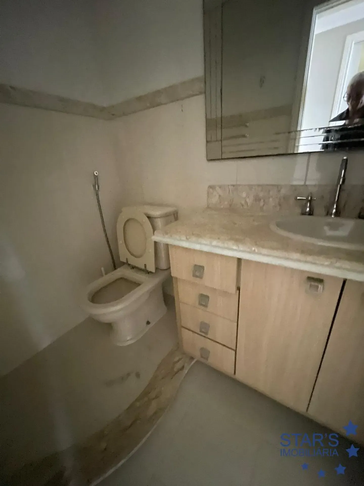 4-bedroom apartment, 1 with its own bathroom, 152 m² — photo 17