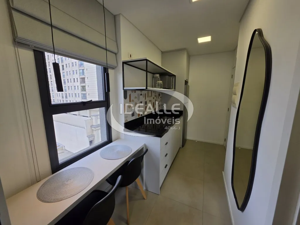 One-bedroom apartment with a dryer — photo 9