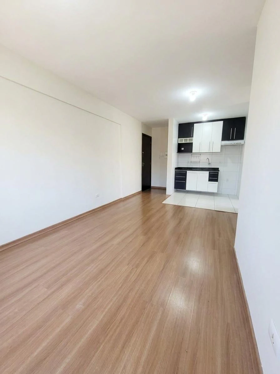 2-bedroom apartment with a washing machine in Curitiba — photo 8