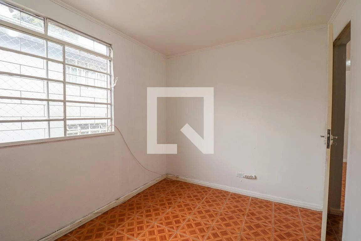 2-bedroom apartment with a washing machine in Curitiba — photo 32