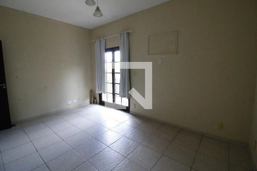 Casa de condomínio com 4 quartos e 371 m² — photo 4