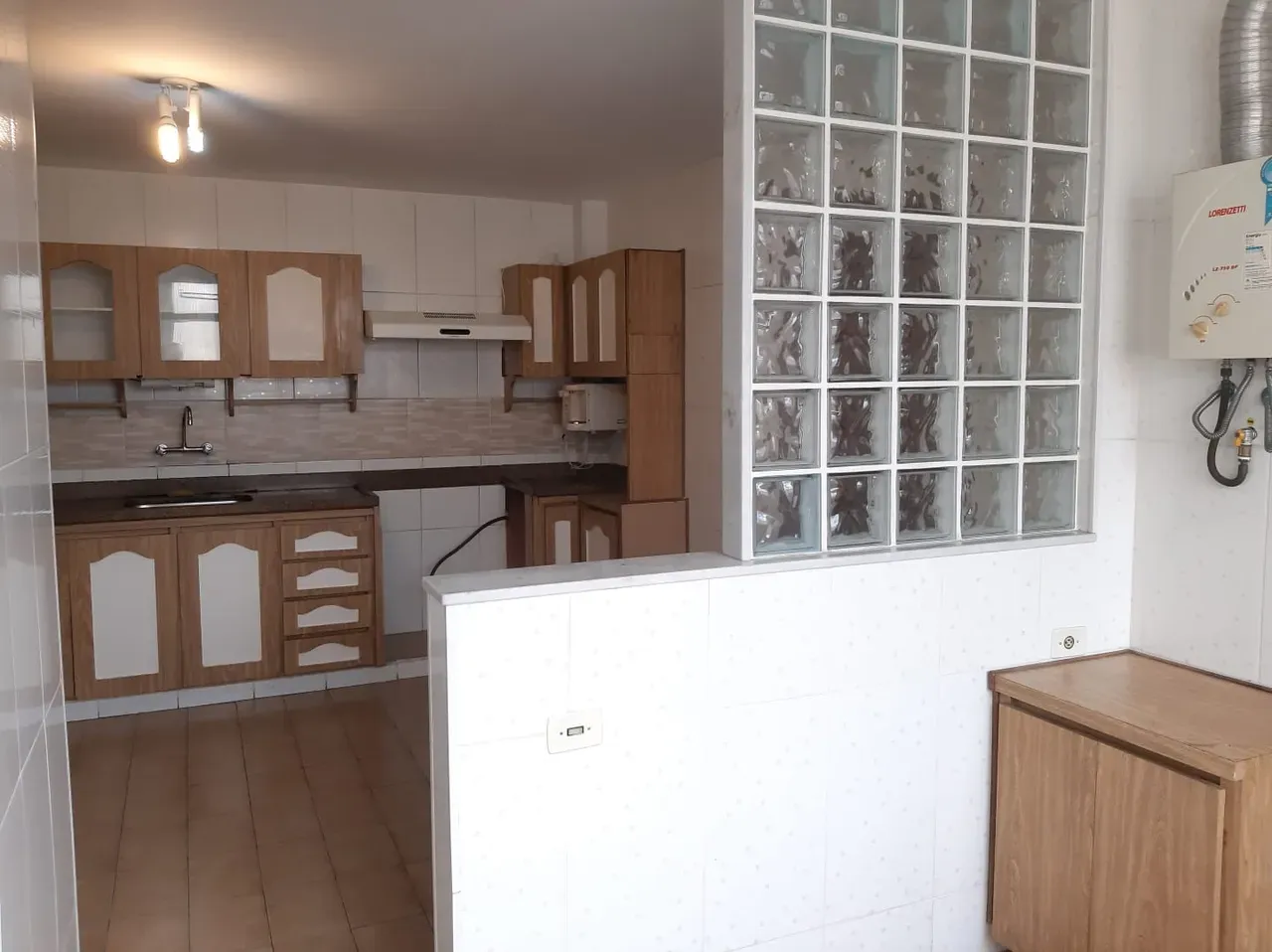 3-bedroom apartment with a home office — photo 2