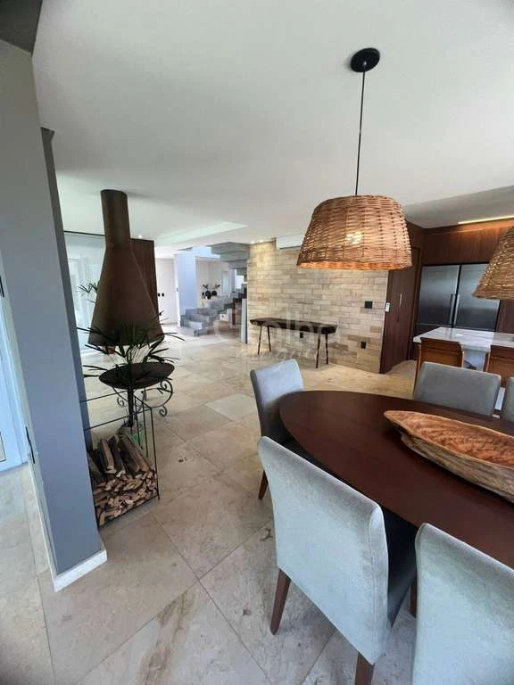 Apartamento de 4 suítes, 671 m², sem mobília e com 2 vagas — photo 3