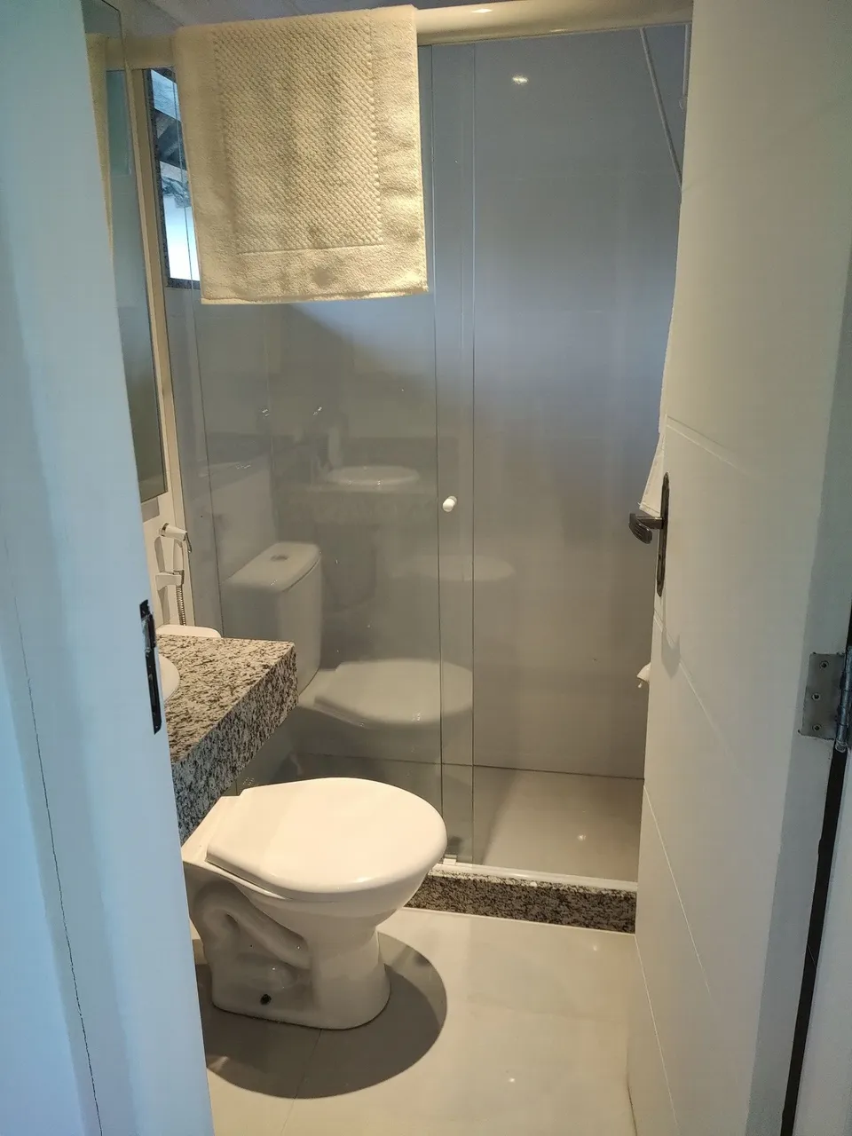 4-bedroom house with a separate closed kitchen — photo 3
