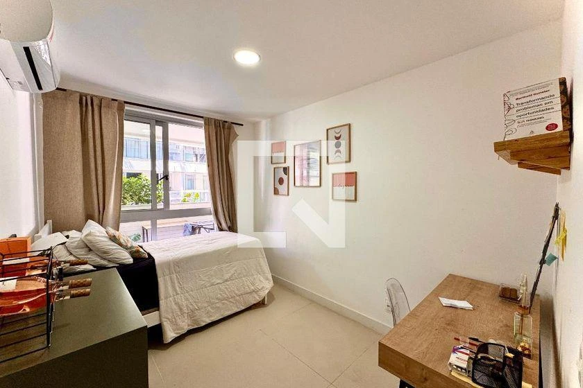 79 m² apartment with a washing machine and a home office — photo 19