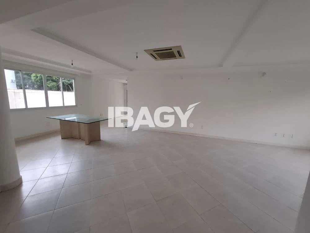 Casa para locação com 4 quartos e 3 suítes — photo 2