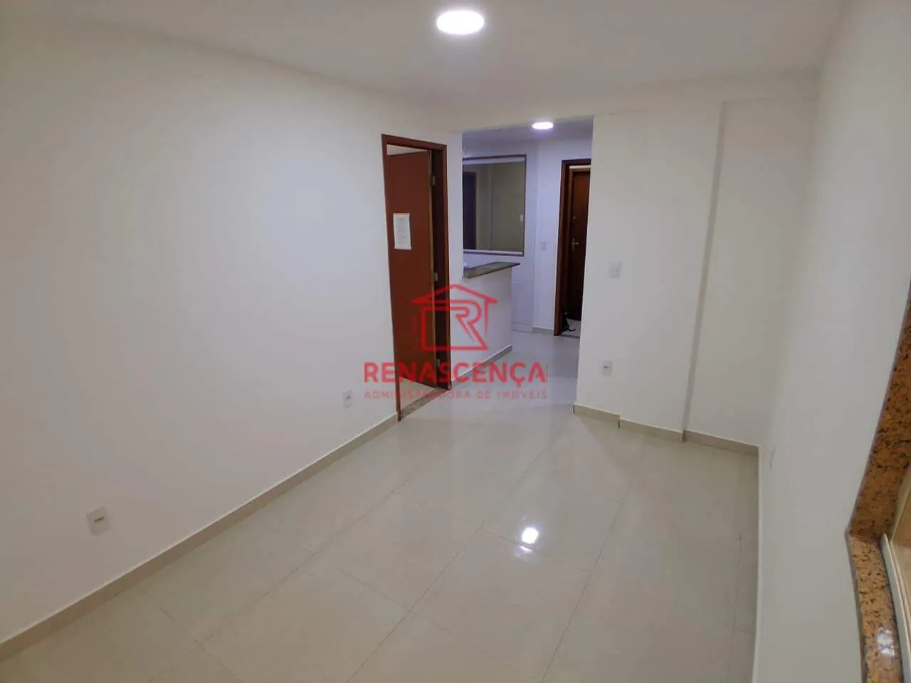 Apartamento de 1 quarto com cozinha separada — photo 2