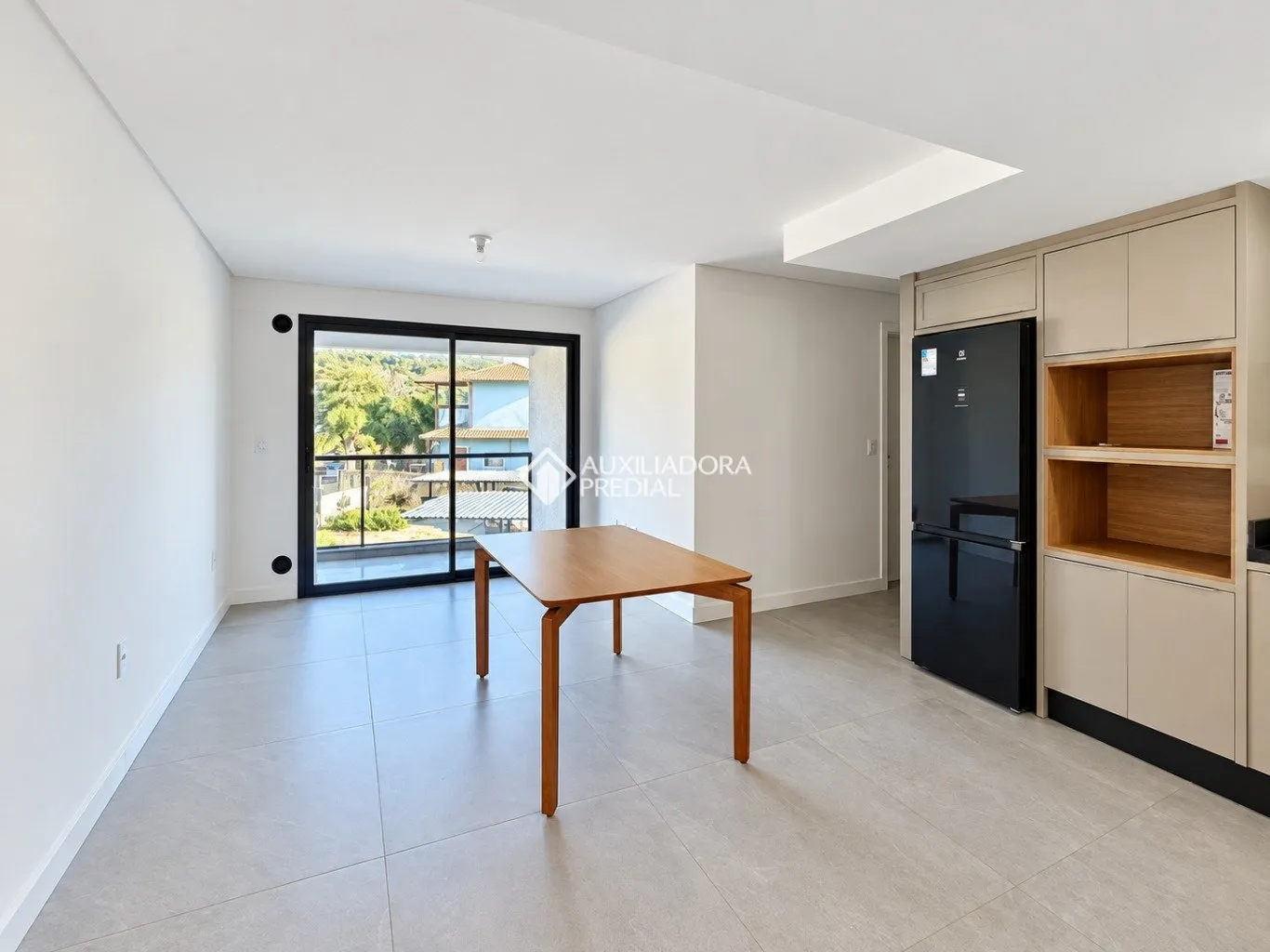 2-bedroom apartment with a home office — photo 5