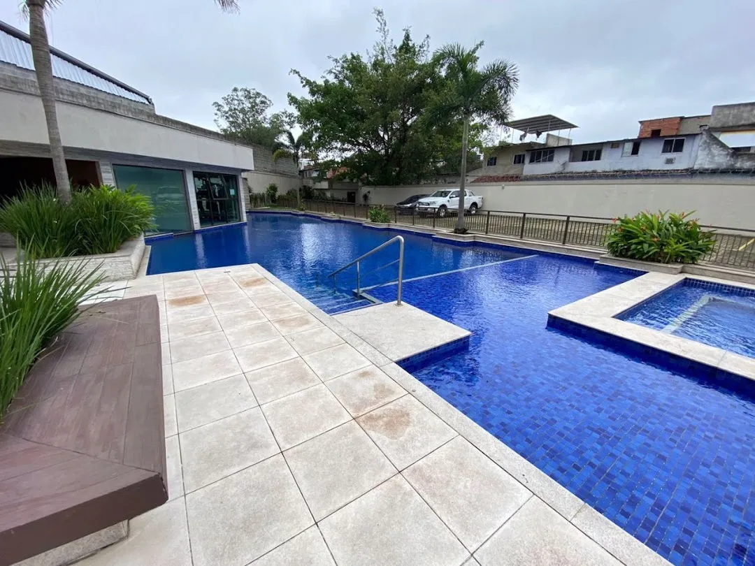 One-bedroom apartment with a mountain view in Rio de Janeiro — photo 11
