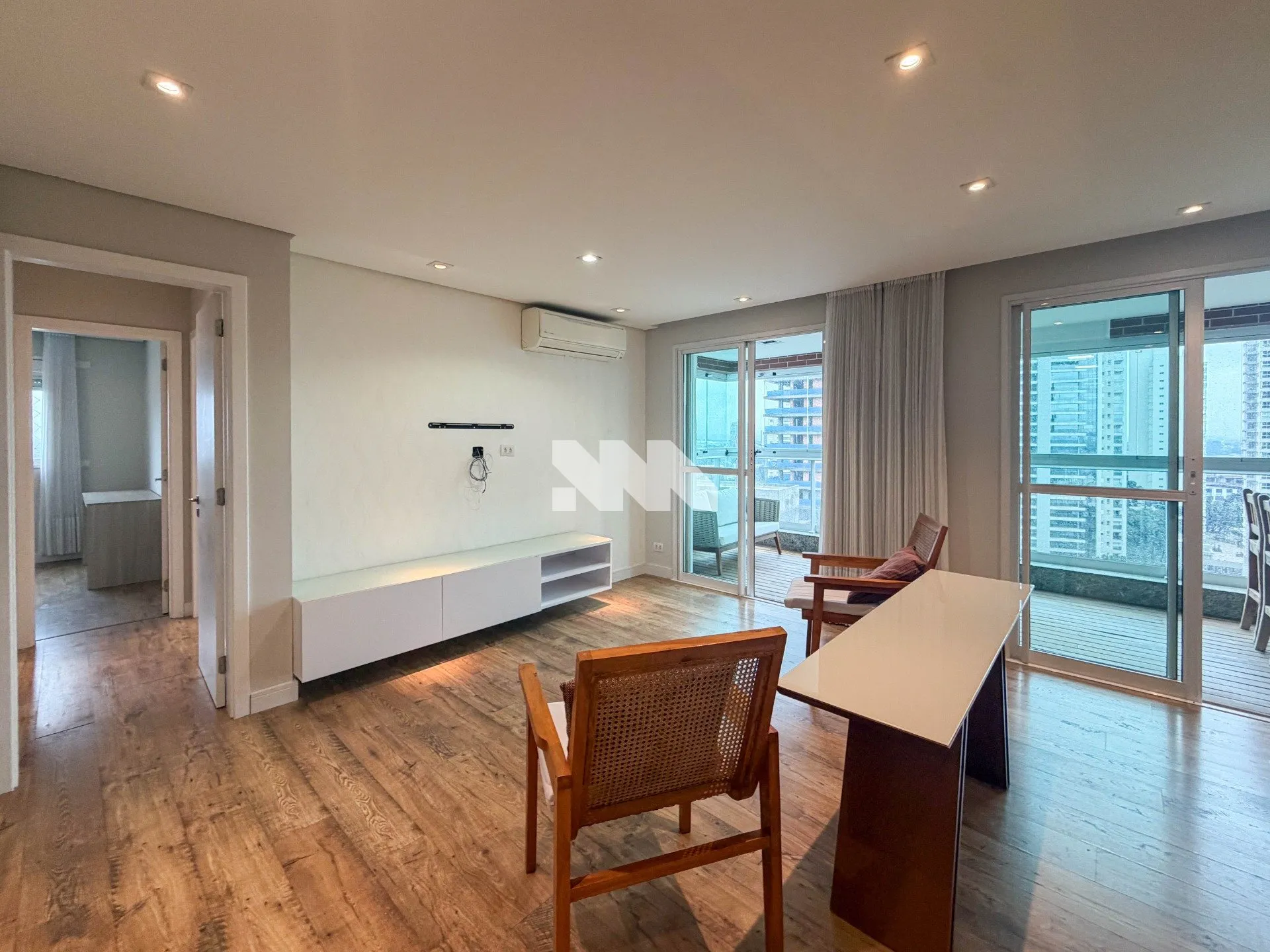 Furnished 180 m² apartment with 3 bedrooms and garden — photo 47