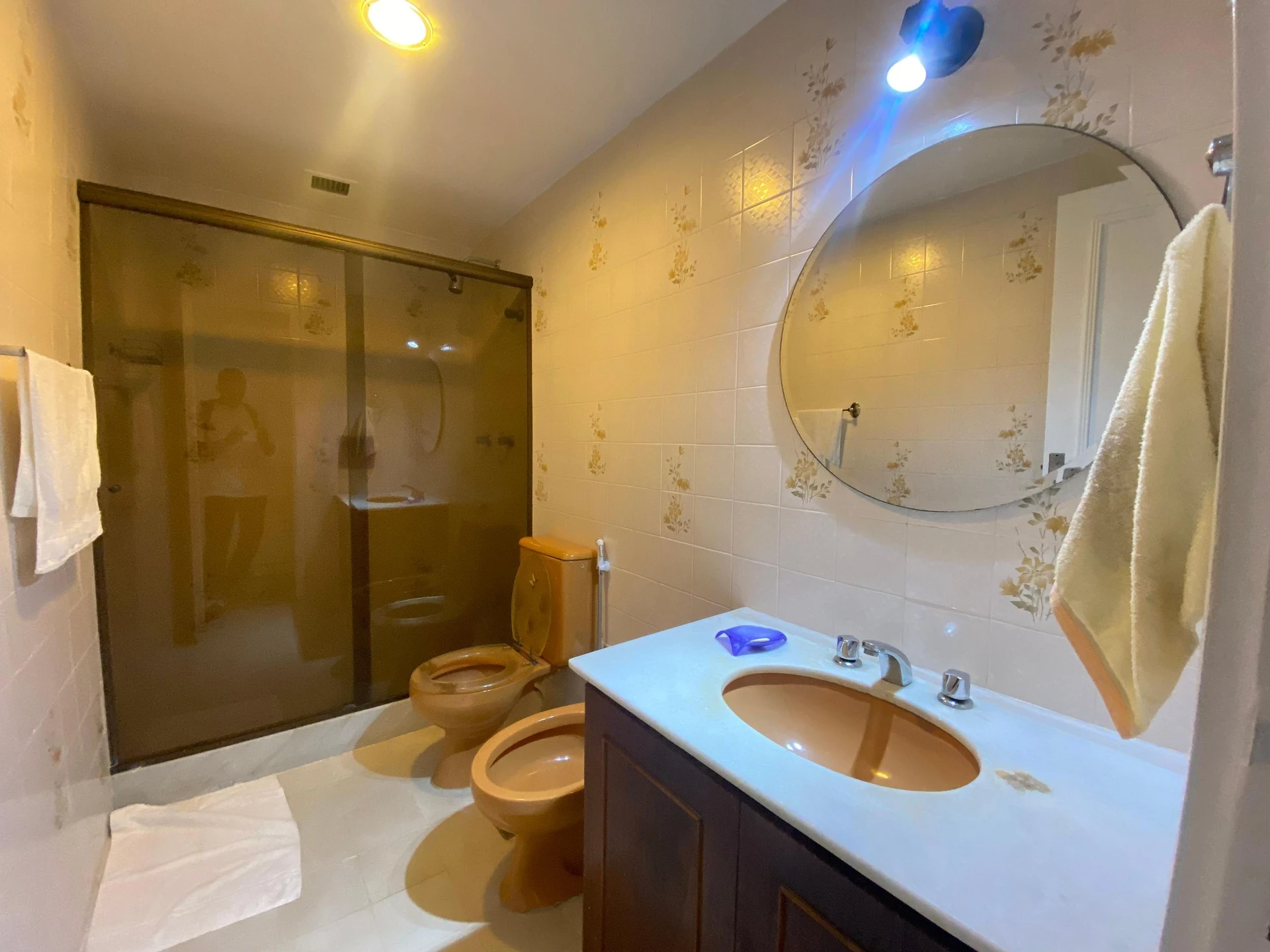 Орендна квартира з 3 спальнями та балконом — photo 45
