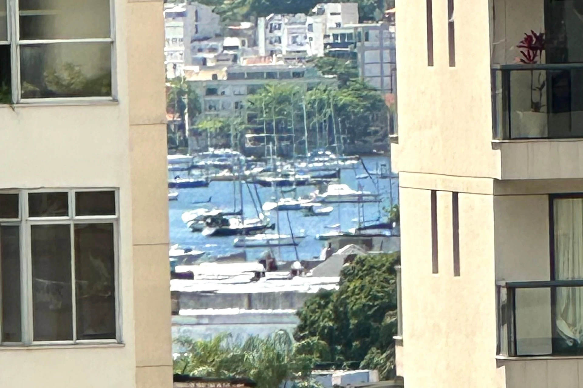 Apartamento de 3 quartos com vista para a água — photo 16