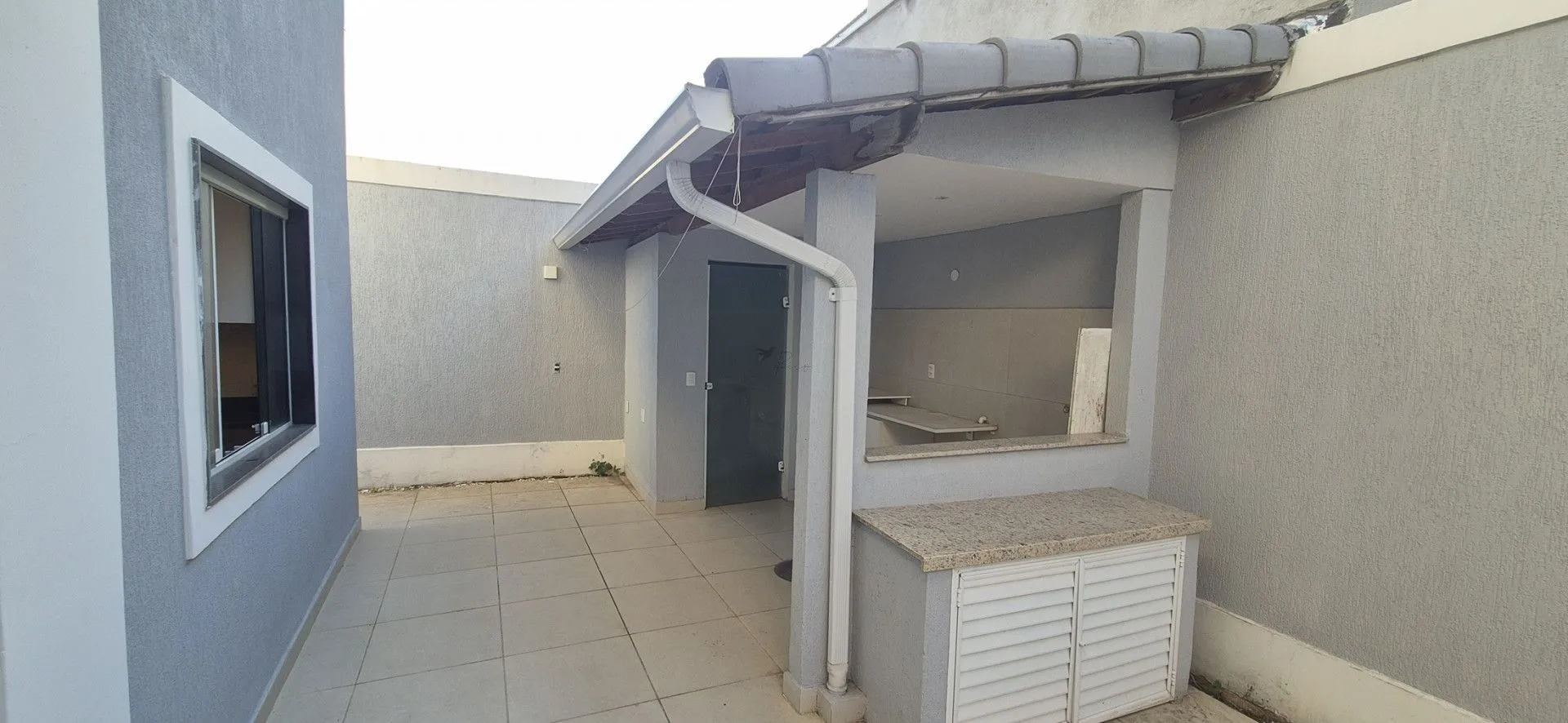 Furnished house, 469 m², with floor-to-ceiling windows — photo 19