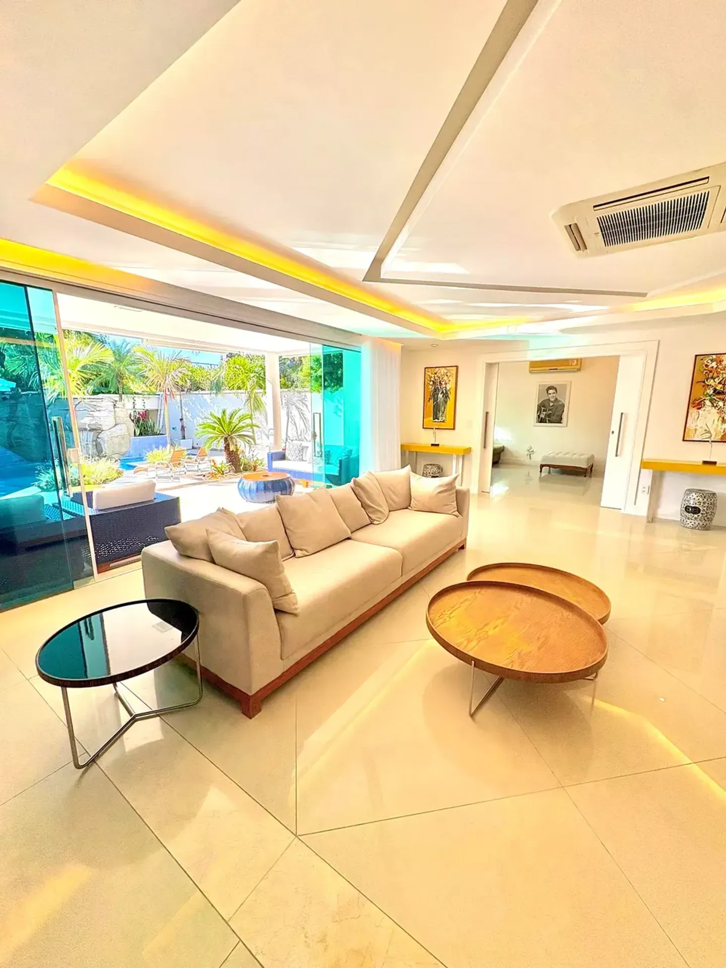 Furnished house with 6 en-suite bedrooms and 9 baths — photo 24